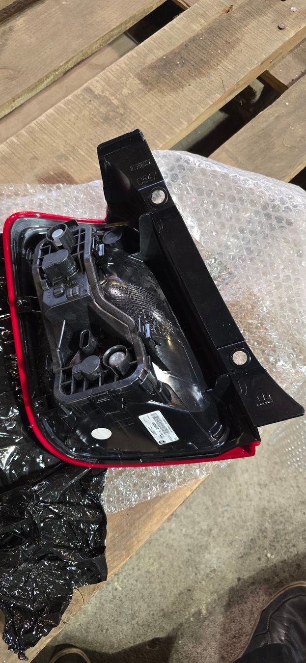 Tutti pezzi di ricambio auto: Fiat Abarth Heckleuchten – Nuovo (secondo la descrizione) da Möhlin venduto da Carmaxx 1