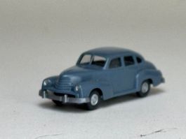 Opel Kapitän 1951 graublau