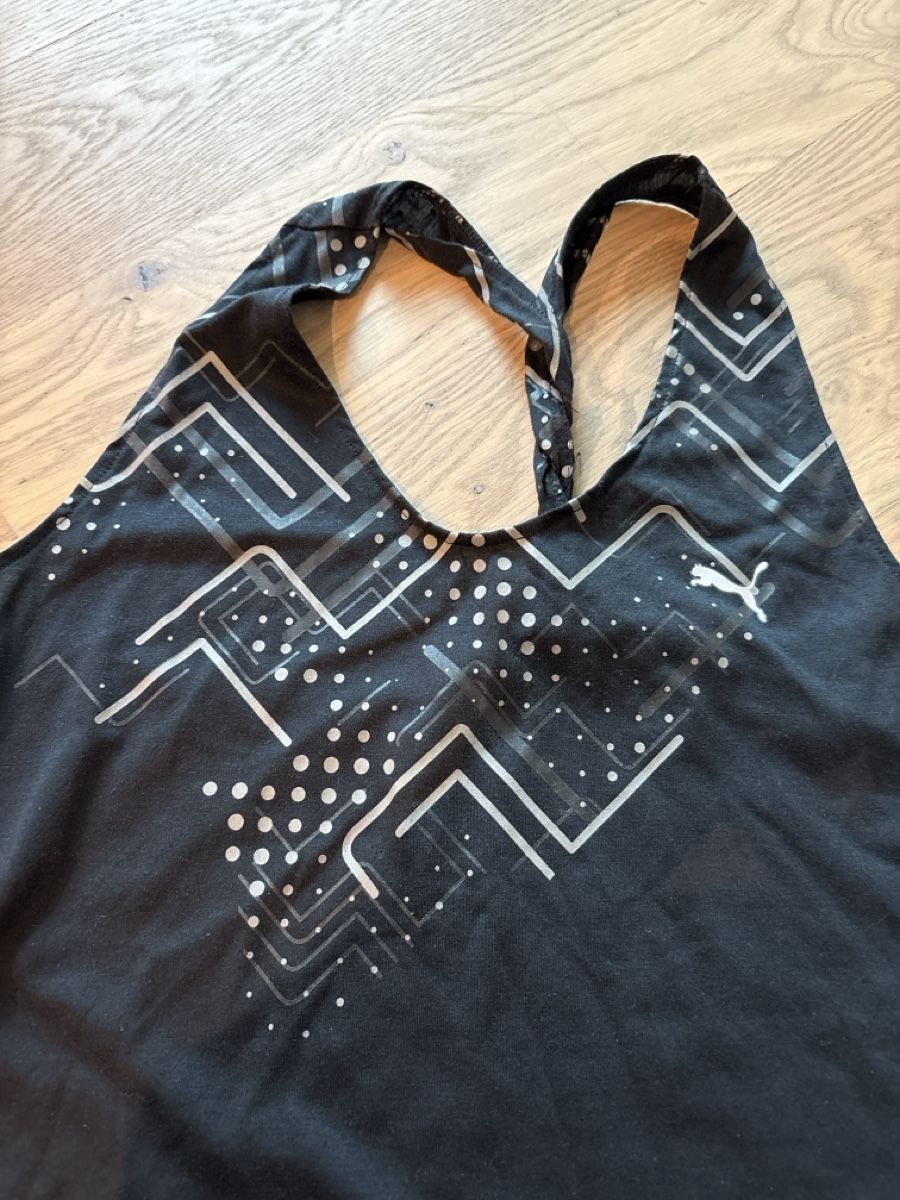 Puma Top: Puma Sportoberteil Grösse 38 – Usato da Erlinsbach venduto da Camara4 1