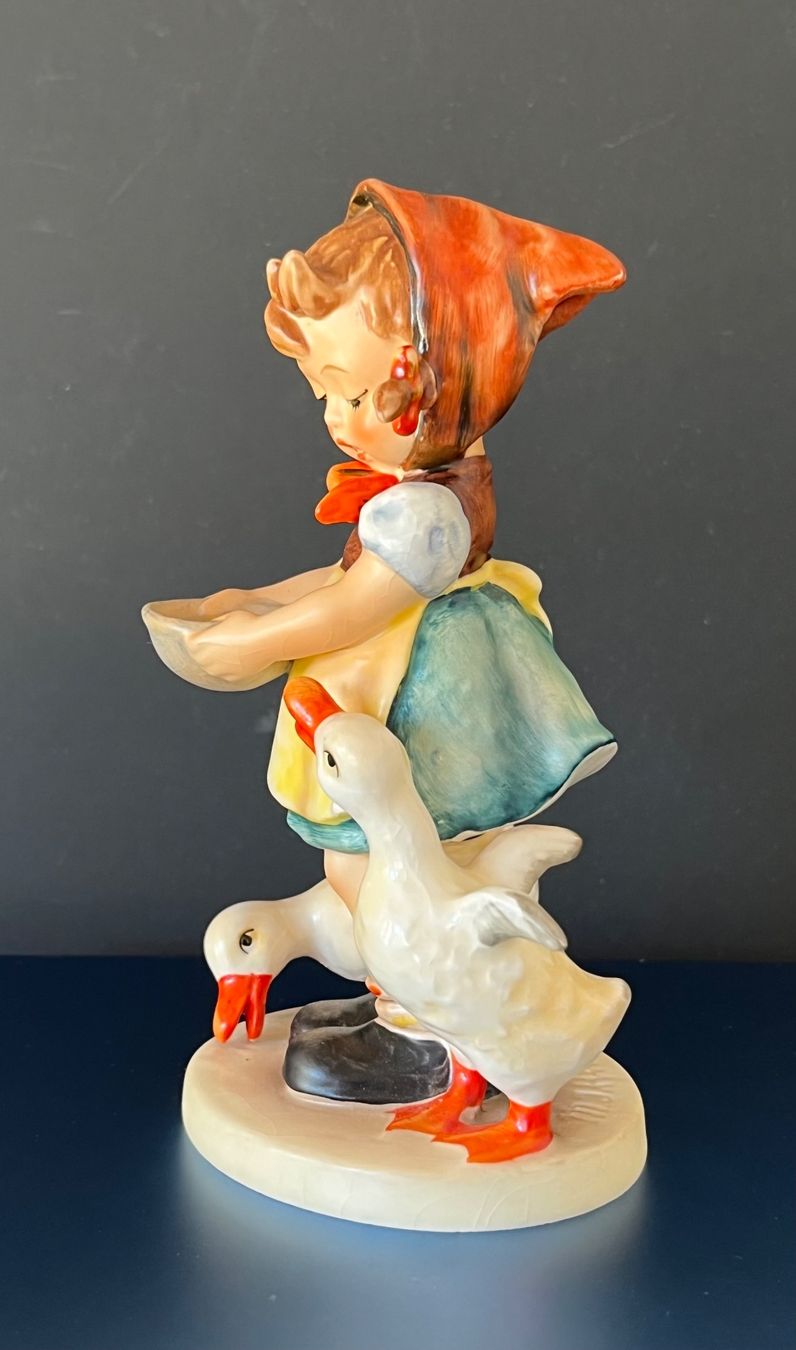 Hummel Figuren: Porzellan Hummel – Gebraucht aus Kandergrund von honey-art_and_more 2