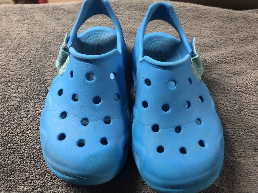 Crocs Scarpe da uomo: Crocs Sandalen 27-28 – Usato da Regensdorf venduto da Piritatti 3