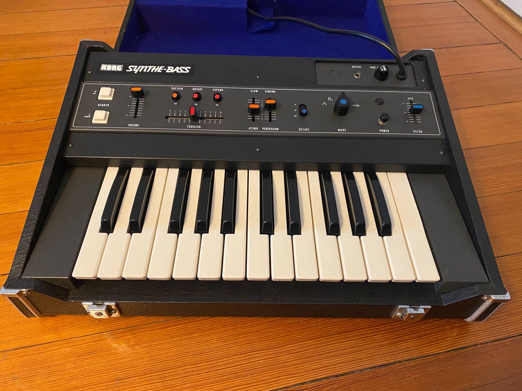 Korg Strumenti musicali: KORG sb-100 synth-bass 1975 – Usato da Genève venduto da Tom_Guex 1