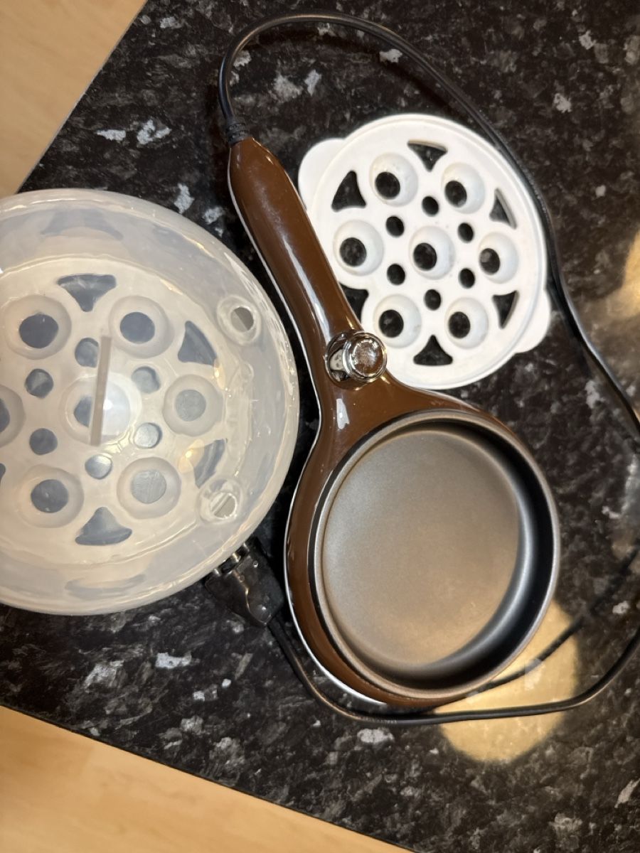 Appareils de cuisine: Egg Cooker Steamer White – D'occasion à Neirivue par naz_z28w 2
