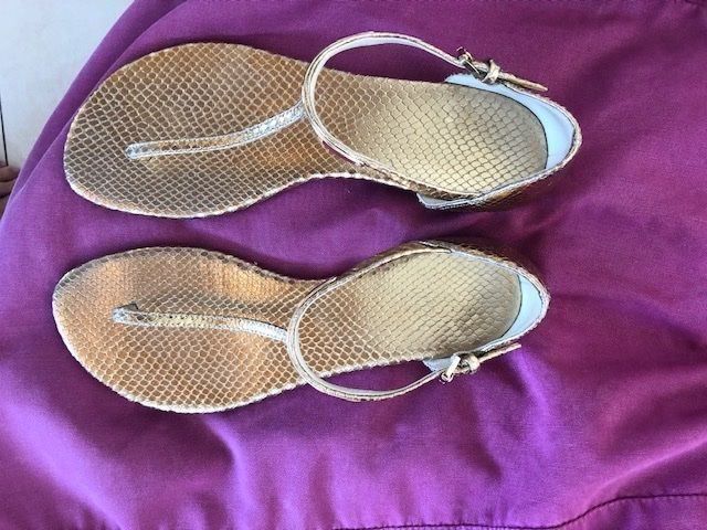 Michael Kors Scarpe da donna: Infradito Michael Kors Mis.9.5 – Usato da Davesco-Soragno venduto da dvf_7h6d 3