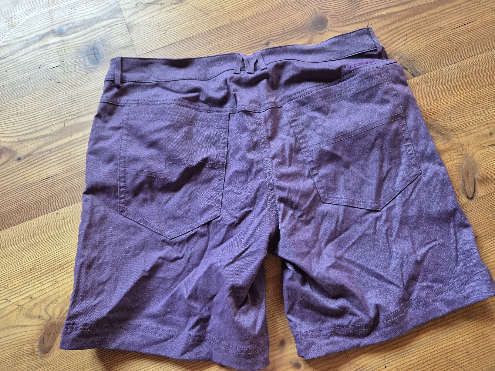 Mammut Pantalons: Mammut Wanderhose kurz, Gr 40, violet – Neuf (Voir description) à Abtwil SG par ste_22sn 6