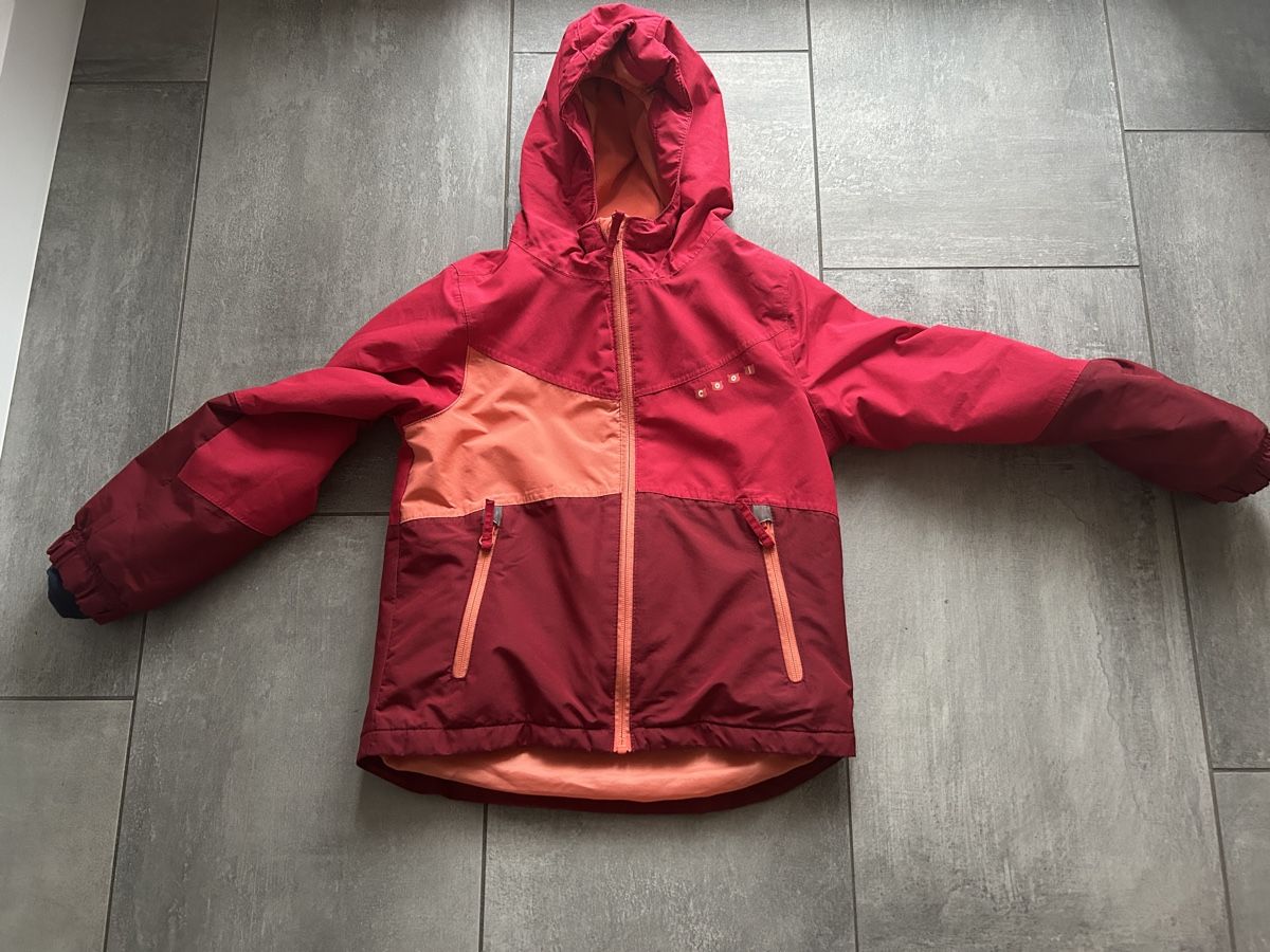 Giacche & Cappotti: Winterjacke, rot, Grösse 122/128 – Usato da Engelburg venduto da Quinti15 1