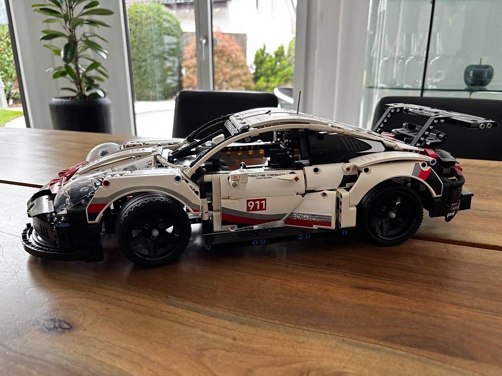 Kit di costruzioni: Lego Technic Porsche 911 RSR – Usato da Bubikon venduto da and_t7b7 1