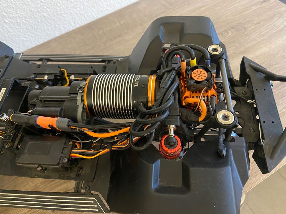 Absima Yucatan mit Axial SCX6 Brushless Motor Crawler Sherpa (Gebraucht ...