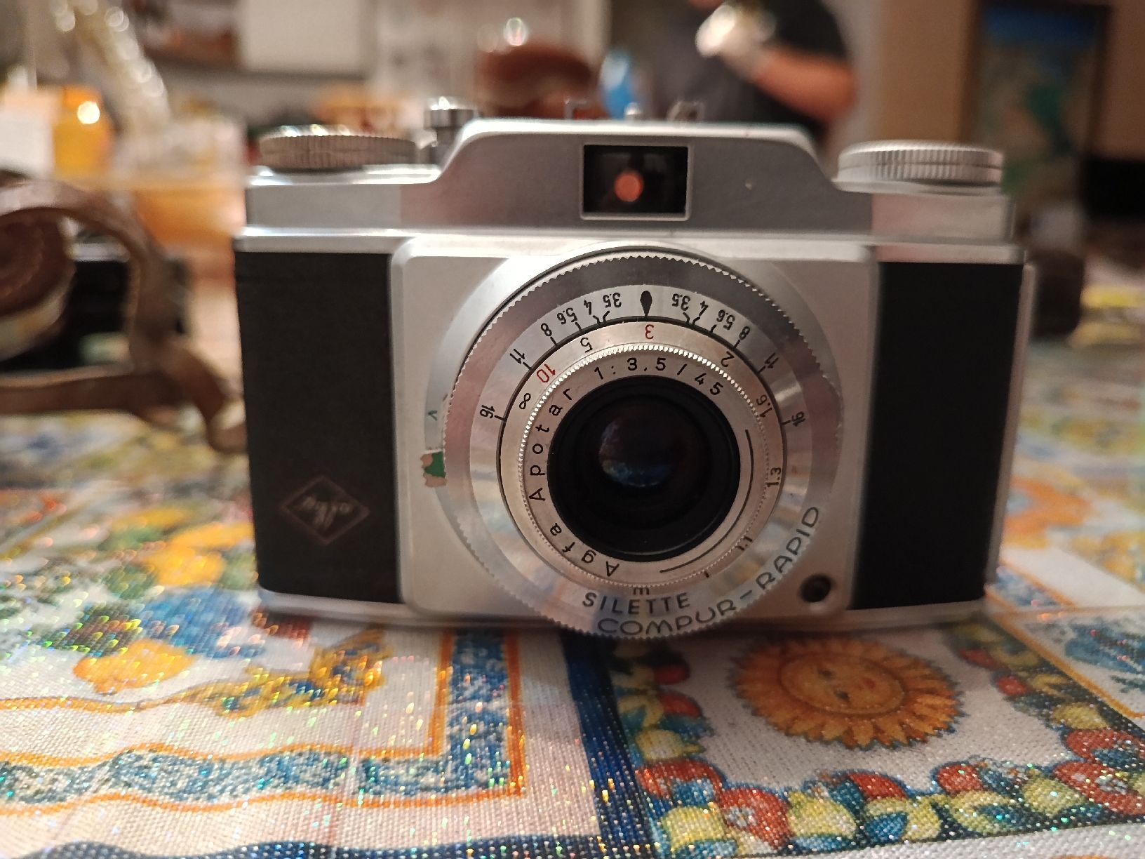 Agfa Fotocamera: Agfa Silette Compur-Rapid Vintage Camera With Case – Usato da Riva San Vitale venduto da Stekri 1