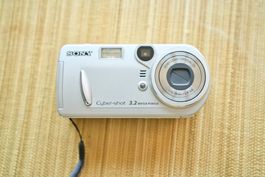 Sony DSC-P72 Kamera - defekt