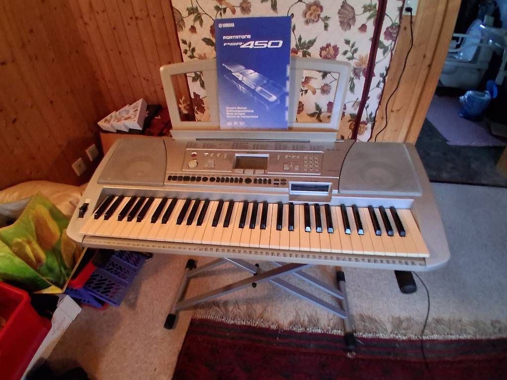 Musikinstrumente: Yamaha Keyboard PSR 450 – Gebraucht aus Brunnadern von Hant1306 1