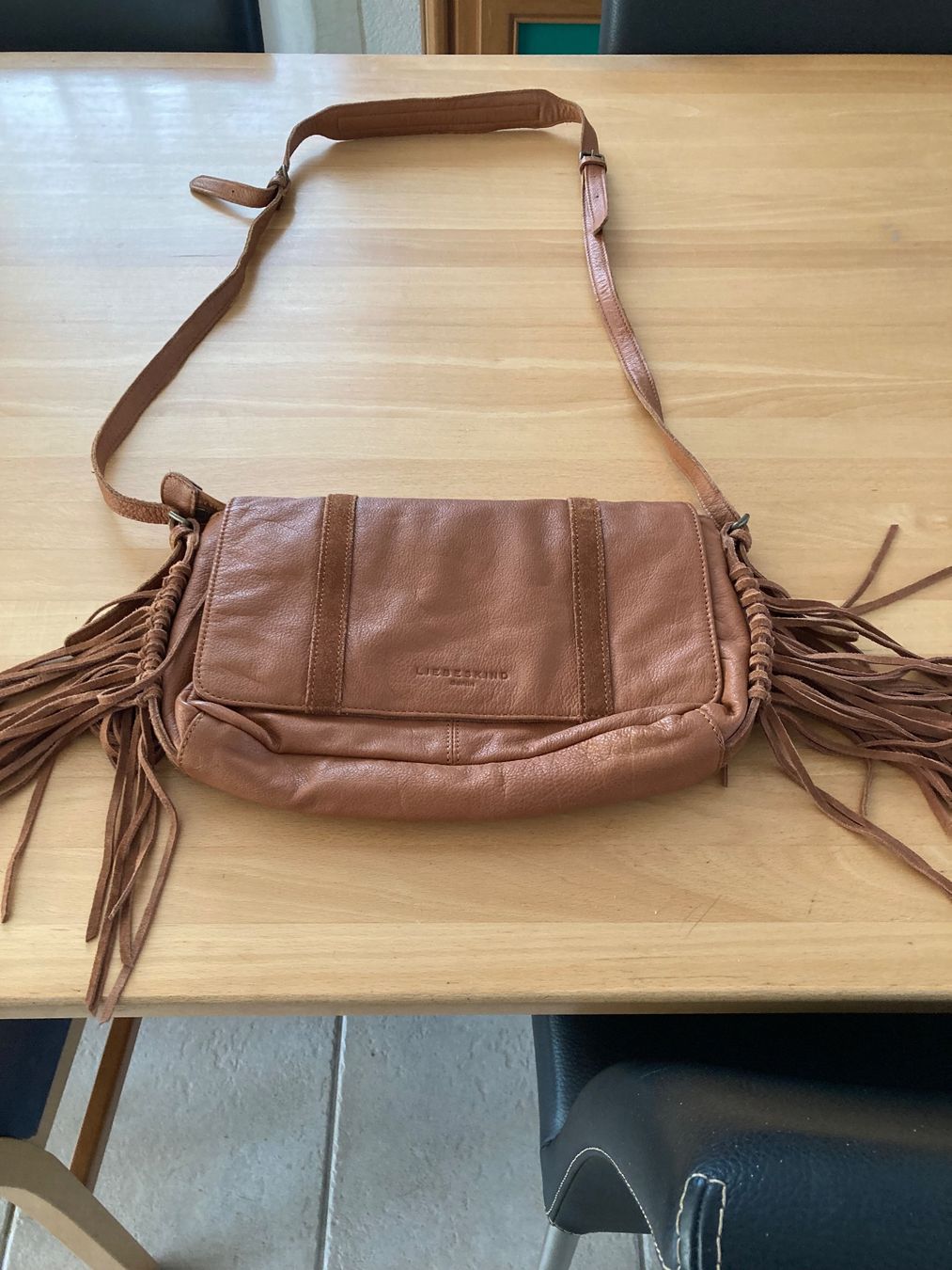 Liebeskind Taschen für Damen: Tasche Liebeskind Leder braun mit Fransen – Neu (gemäss Beschreibung) aus Volketswil von Alibaba40 1