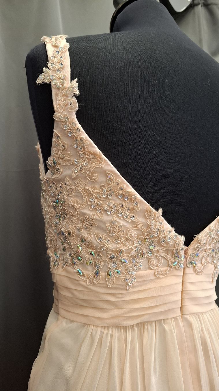 Vestiti: Lachsfarbenes Abendkleid – Nuovo (secondo la descrizione) da Uster venduto da VMT. 5