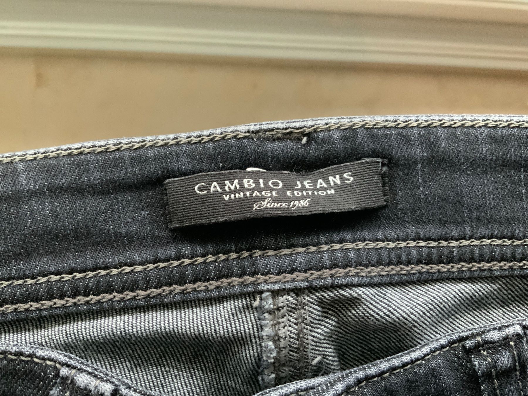 Cambio Jeans: Cambio Jeans 36 – Usato da Buchs SG venduto da Sunie 1