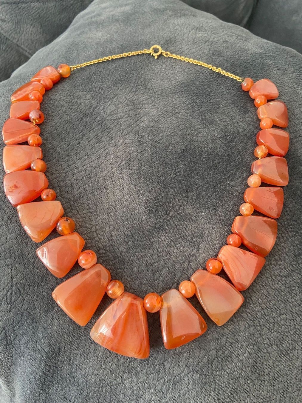 Ketten: Collier avec pierre – Gebraucht aus Montreux von Perledor 1