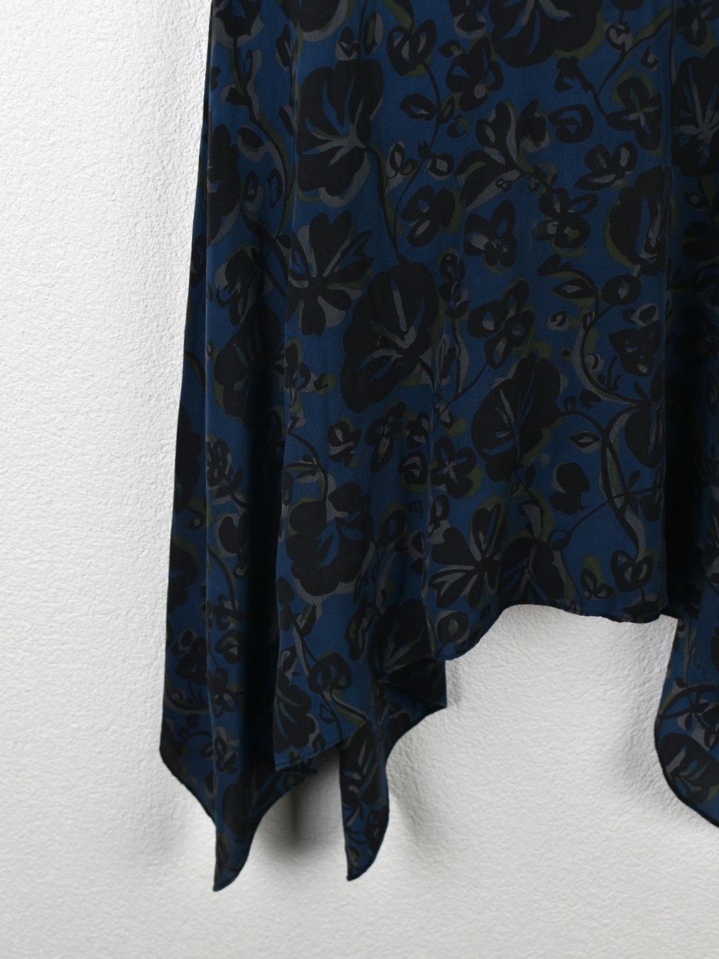 Kenzo Vestiti: Kenzo Seidenkleid, Gr.36 – Usato da Nürensdorf venduto da 2ND_STORY 4