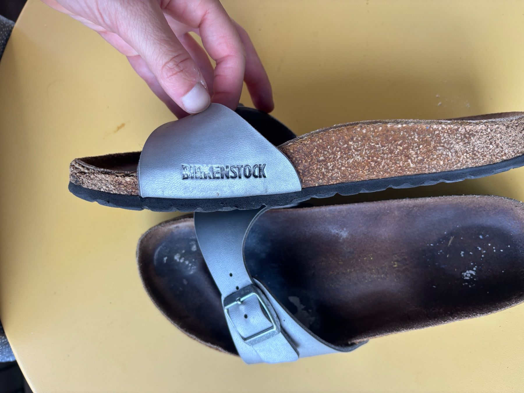 Birkenstock Scarpe da donna: Birkenstock Sandalen Silber – Usato da Zürich venduto da houseplantclub 2