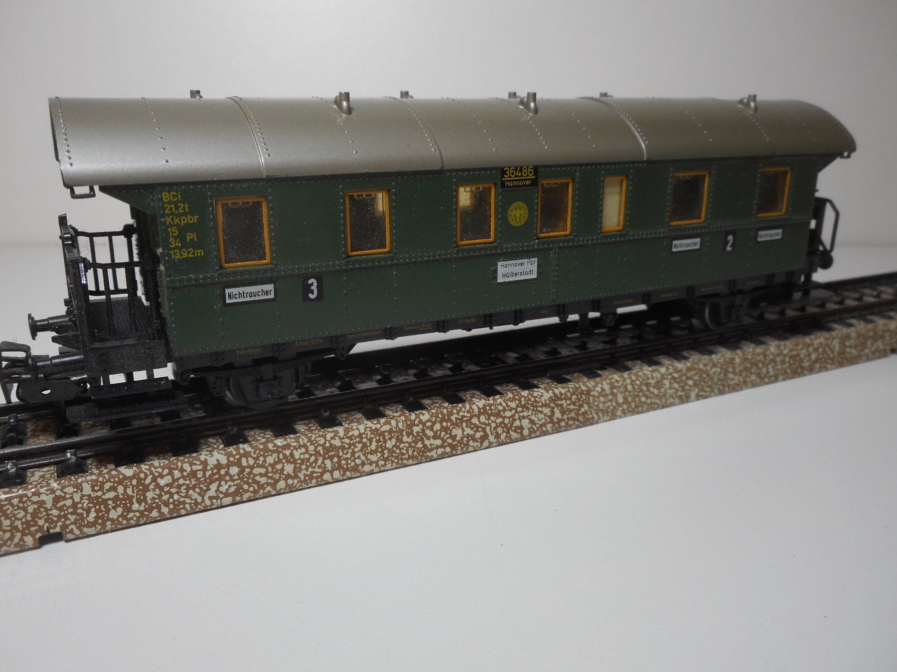 Märklin Modelleisenbahnen: Märklin Personenwagen der DR – Gebraucht aus Bretzwil von gbfluck 2