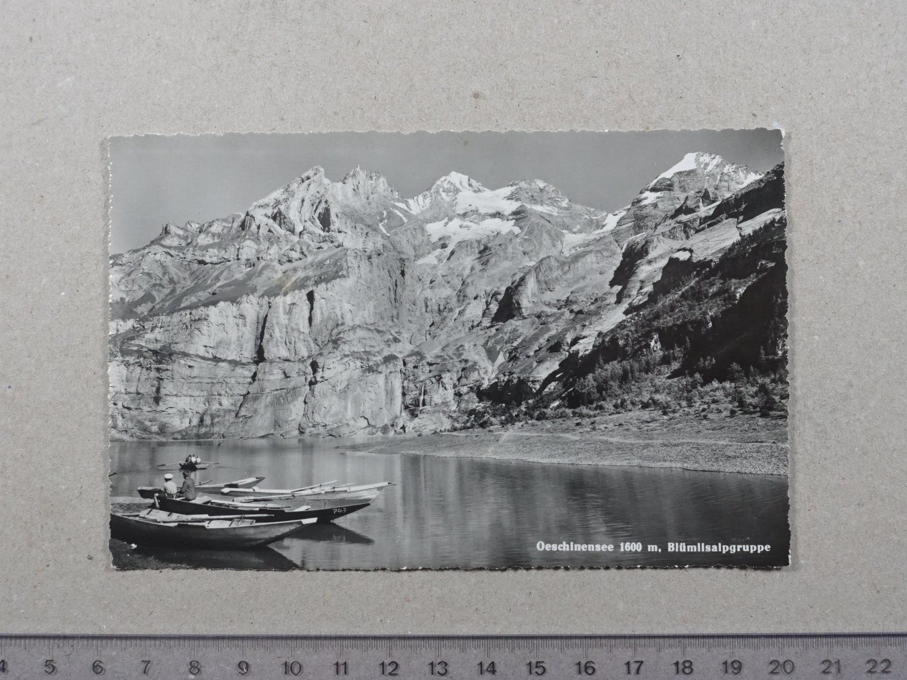 Cartoline postali: Oeschinensee, Boote, Bern, Kandersteg – Usato da Lenzburg venduto da fh1