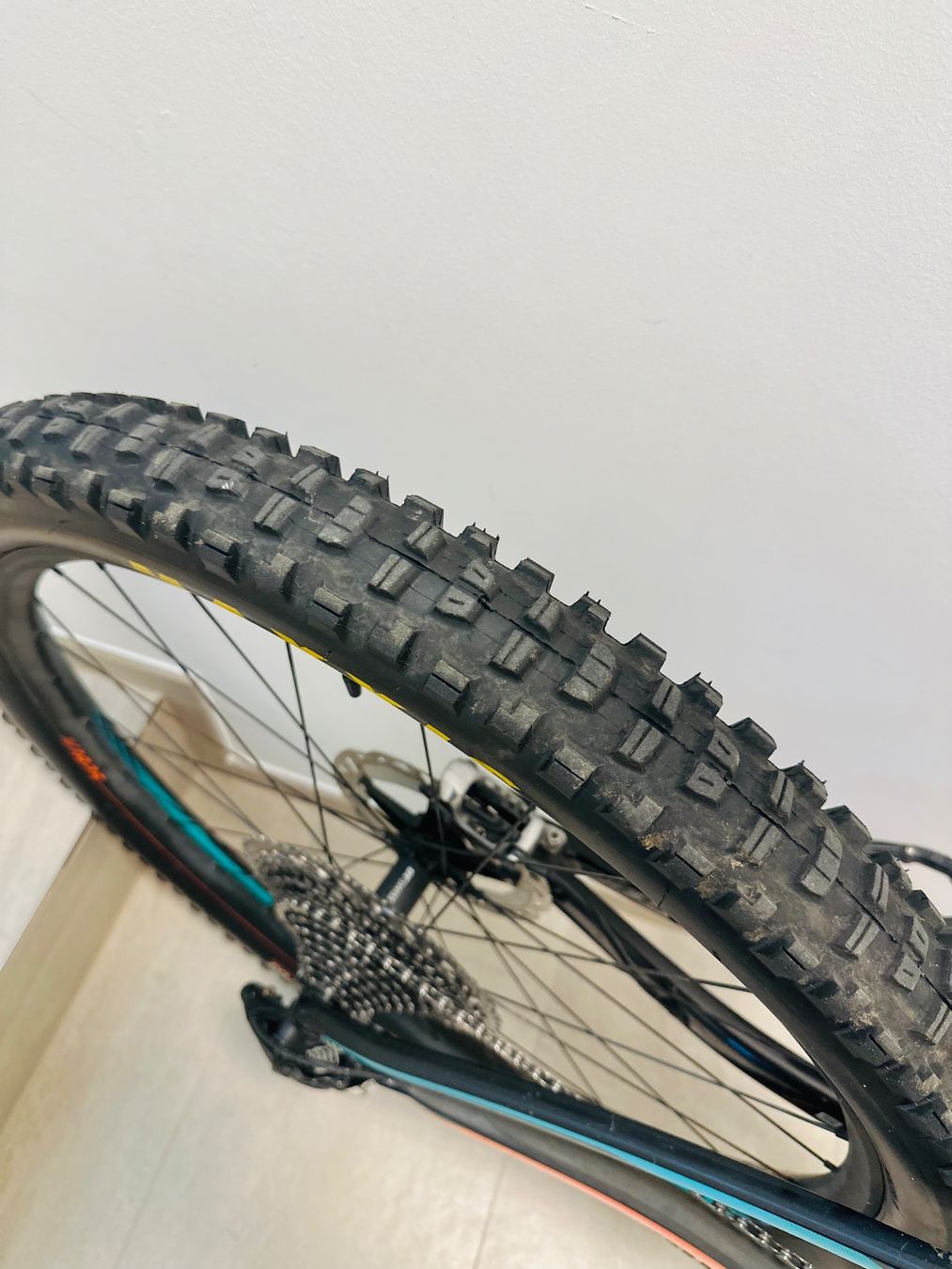 Scott Biciclette: Scott Genius 900 Tuned mit XTR Bremsen – Usato da Sempach venduto da suissero_loco 4