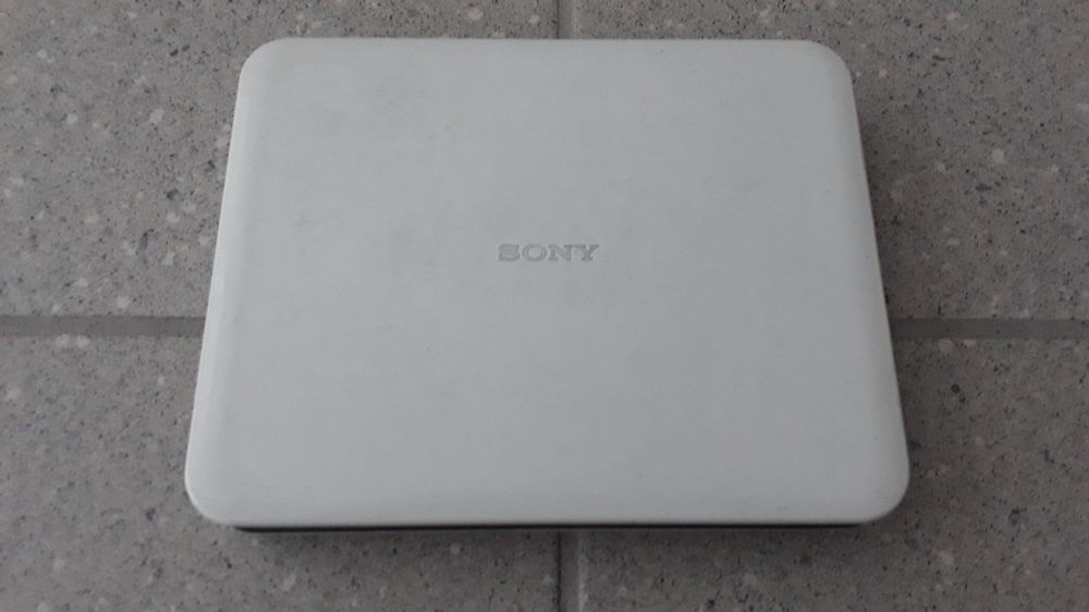 SONY DVPFX720 Portable DVD Player Kaufen auf Ricardo