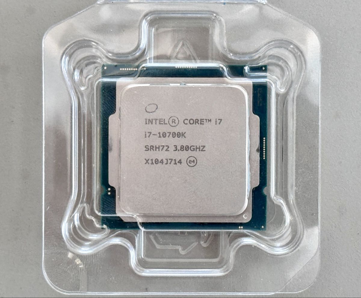 Intel Componenti elettronici: Intel Core i7-10700K – Usato da Luzern venduto da Ricobac 2