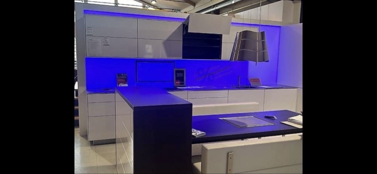 Komplettküchen: LED Rückwand – Gebraucht aus Eschenbach LU von Puppy1