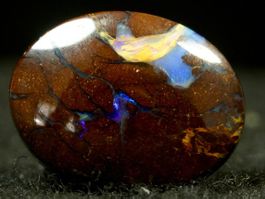 Australischer Matrix Boulder Opal - 9ct