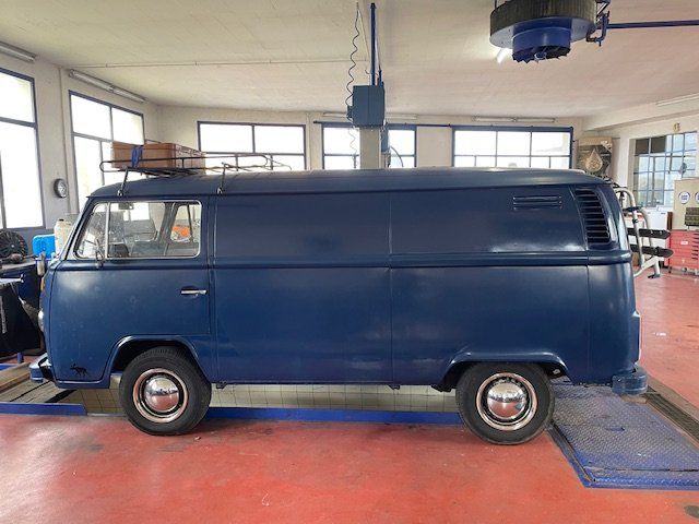 Mobile-home: Volkswagen Combi T2 camping – D'occasion à Montbrelloz par pipounet