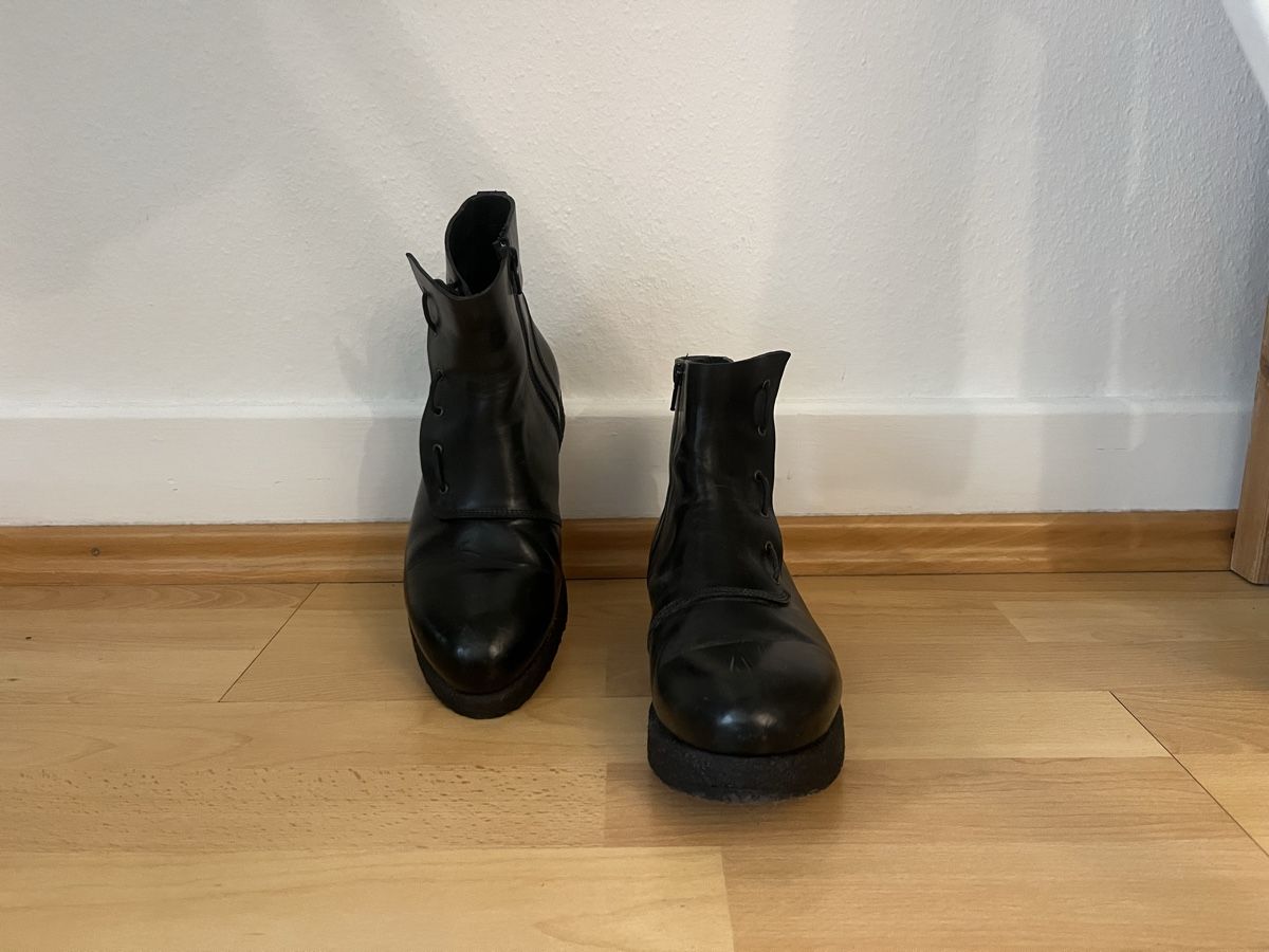 Herrenschuhe: Boots, ausgefallenes Design – Gebraucht aus Basel von kaf_q5j2 1