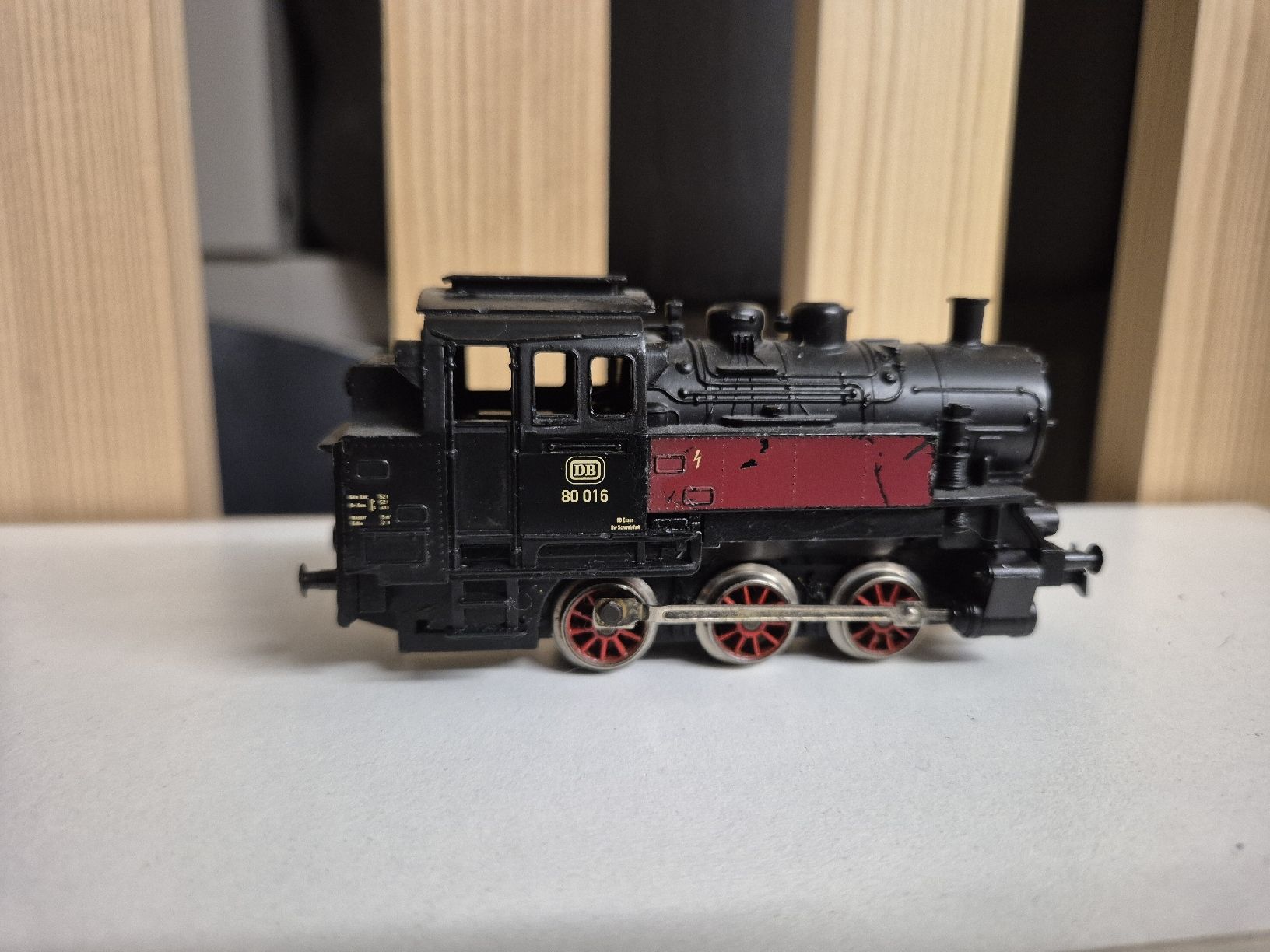 Märklin Modellini di ferrovie: Dampflokomotive BR 80 DB Modellbahn Delta digital – Usato da Morschach venduto da Chris_Walchwil