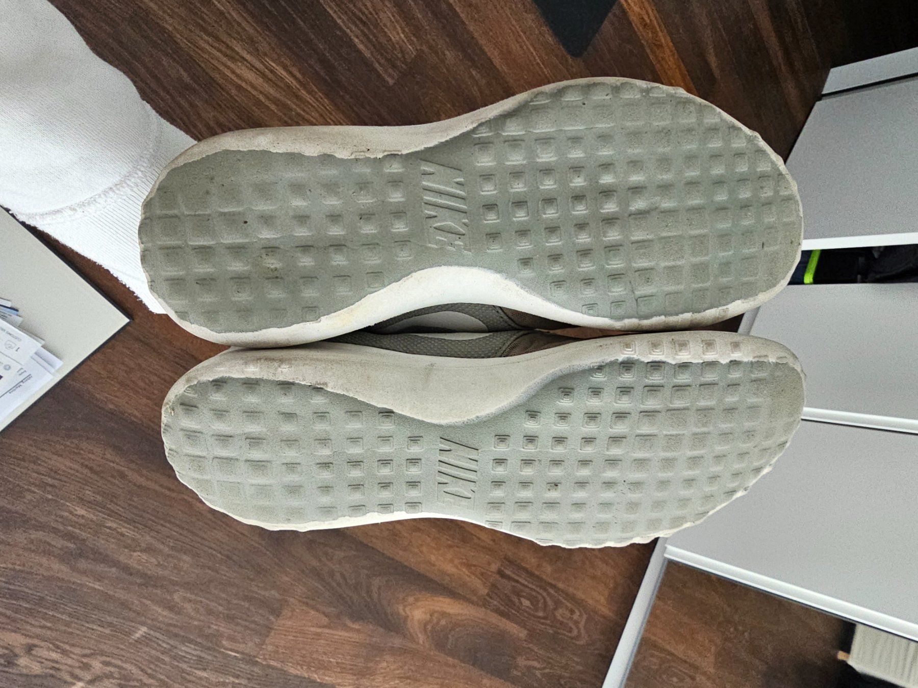 Nike Scarpe da donna: Nike Juvenate Khaki Grösse 40 / 25.5 cm – Usato da Aesch ZH venduto da _tigerlily_ 5