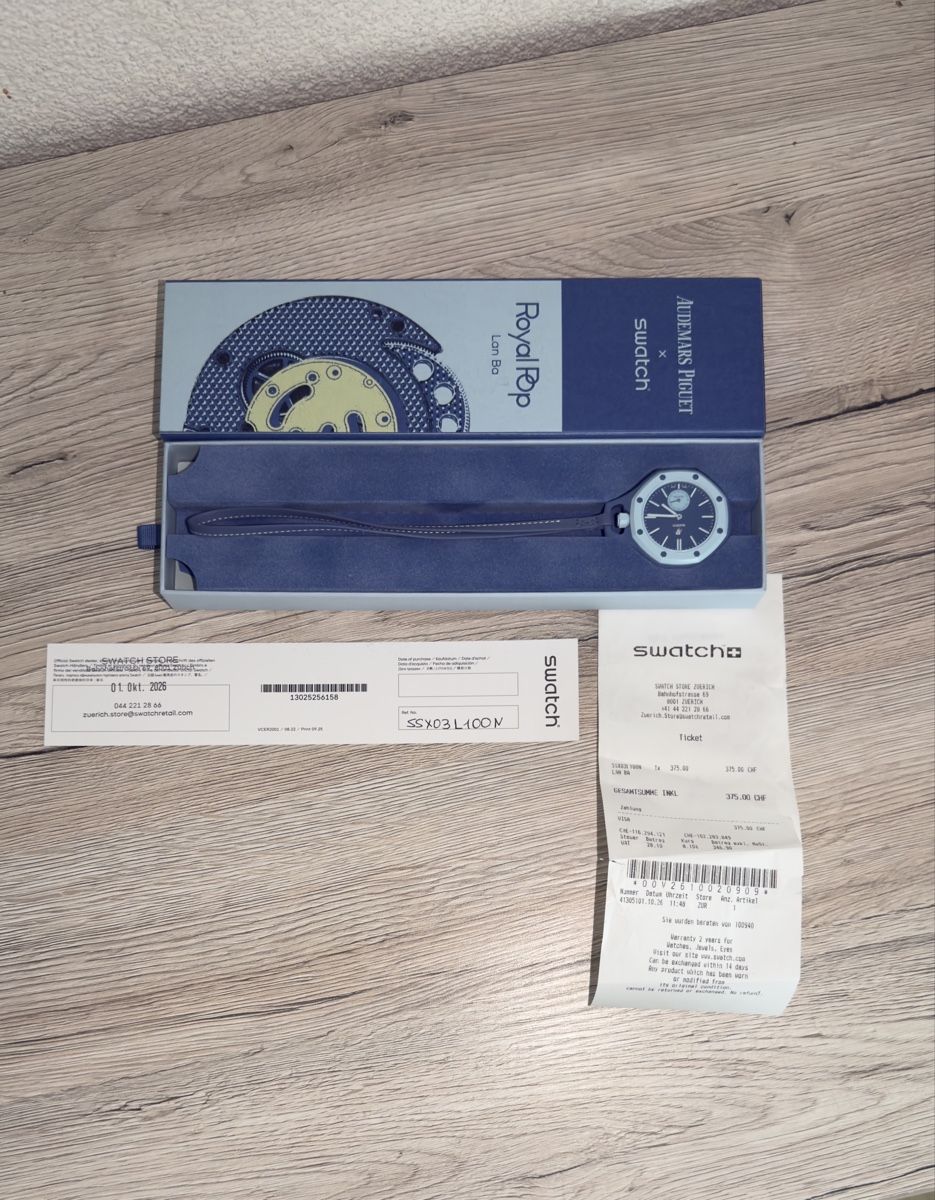 Swatch Montres: Royal Pop Lan ba Swatch x AP – Neuf (Voir description) à Glattpark(Opfikon) par SoniaMaccarrone