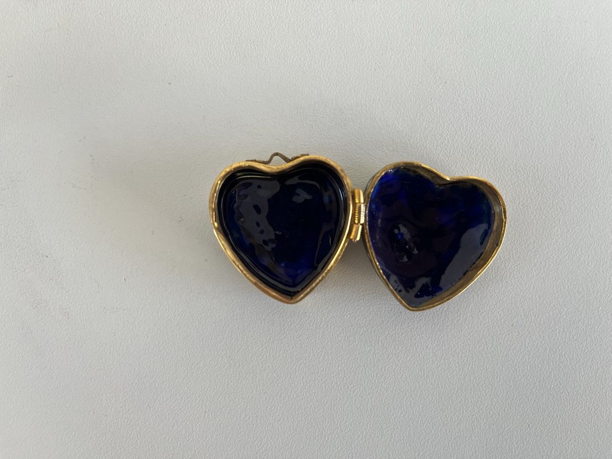 Tutte le decorazioni: 3 Stk. Cloisonné / Telller, Deckeldose / Herzdöschen – Usato da Wetzikon ZH venduto da seli03 4