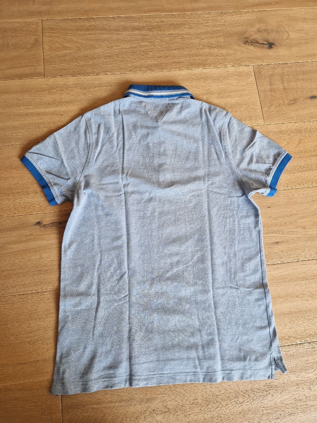 Tommy Hilfiger Magliette Polo: Tommy Hilfiger Poloshirt Gr. L, hellblau – Usato da St. Gallen venduto da Flames1 3