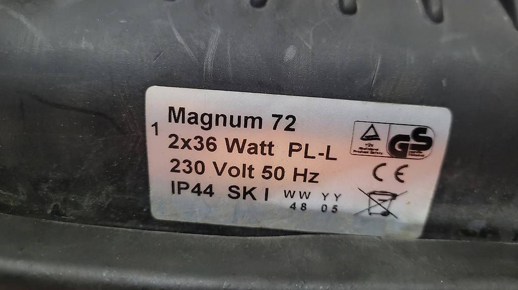 Scheinwerfer: Scheinwerfer – Gebraucht aus Kerns von avr75 1