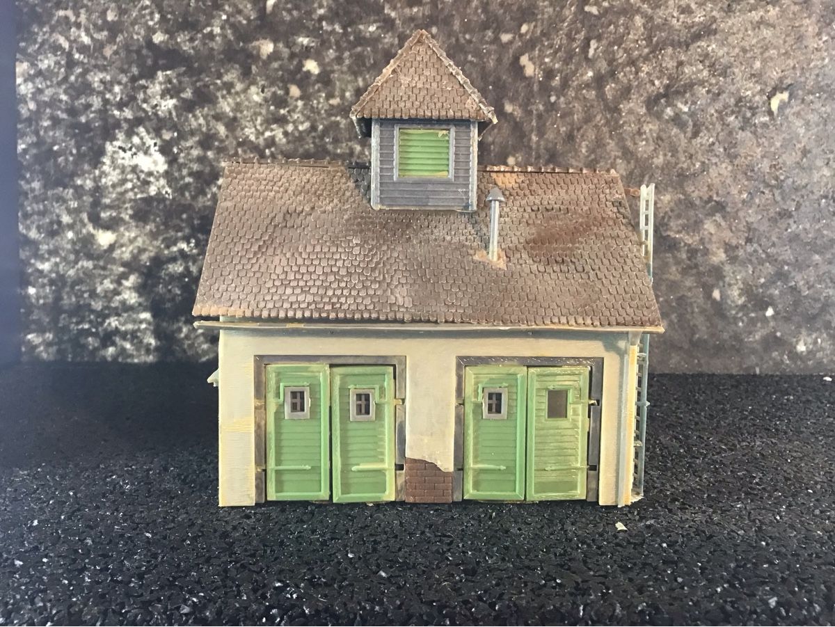 Kit di modellismo & Modellini statici: MODELL GEBÄUDEHAUS  – Usato da Männedorf venduto da Spezial-Modelle