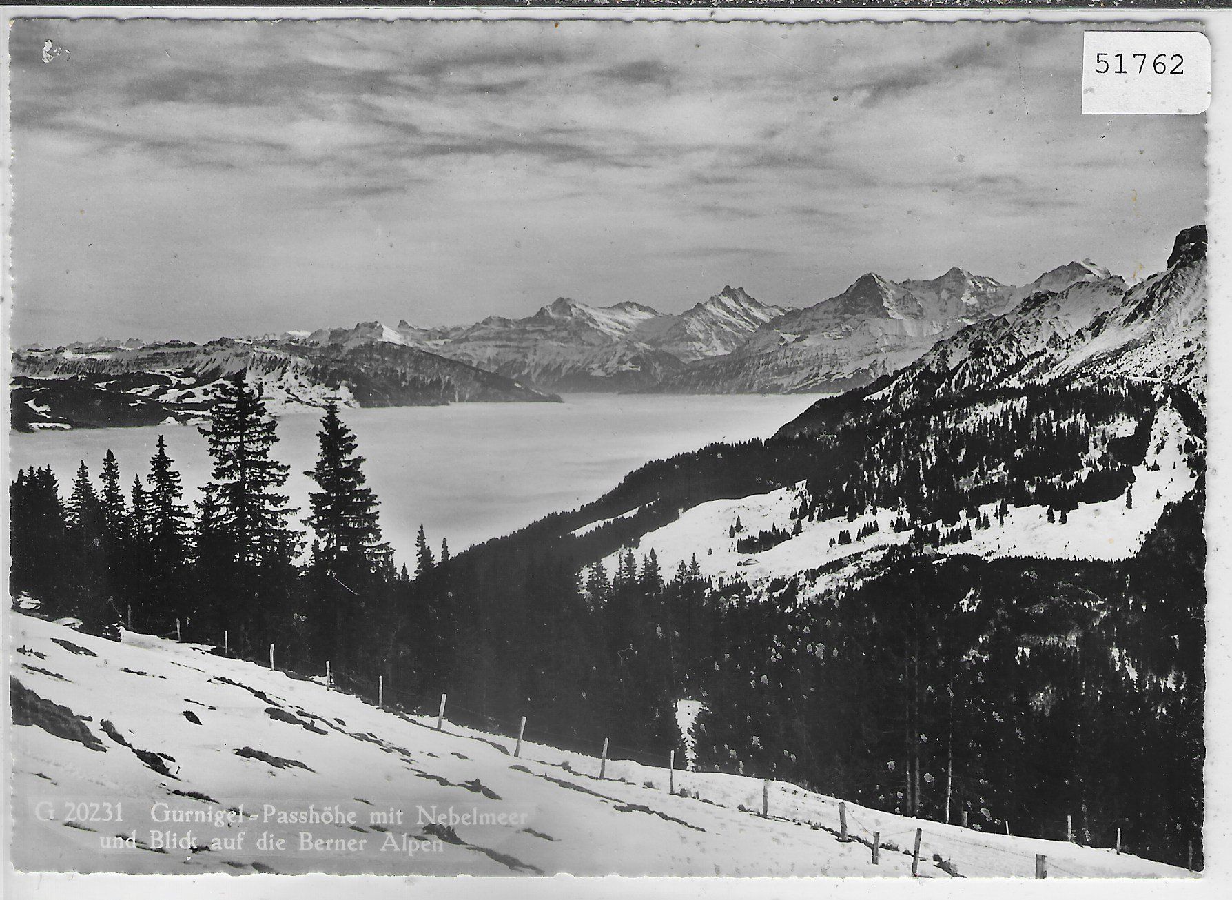 Cartoline postali: Gurnigel-Passhöhe mit Nebelmeer – Usato da Ettingen venduto da Kartenplanet