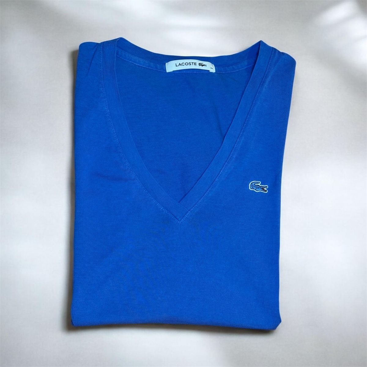Lacoste T-shirt: T-shirt Lacoste  – Nuovo (secondo la descrizione) da Châtel-St-Denis venduto da Montclair_Swiss
