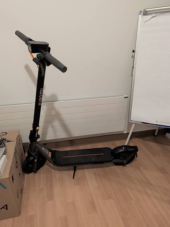 Veicoli elettrici: XIAOMI Electric Scooter 6 Lite – Usato da Burgdorf venduto da BITServ