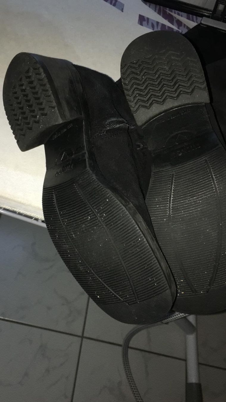 Scarpe da donna: Damen schwarze Stiefel – Nuovo (secondo la descrizione) da Schwyz venduto da Francesca54 2