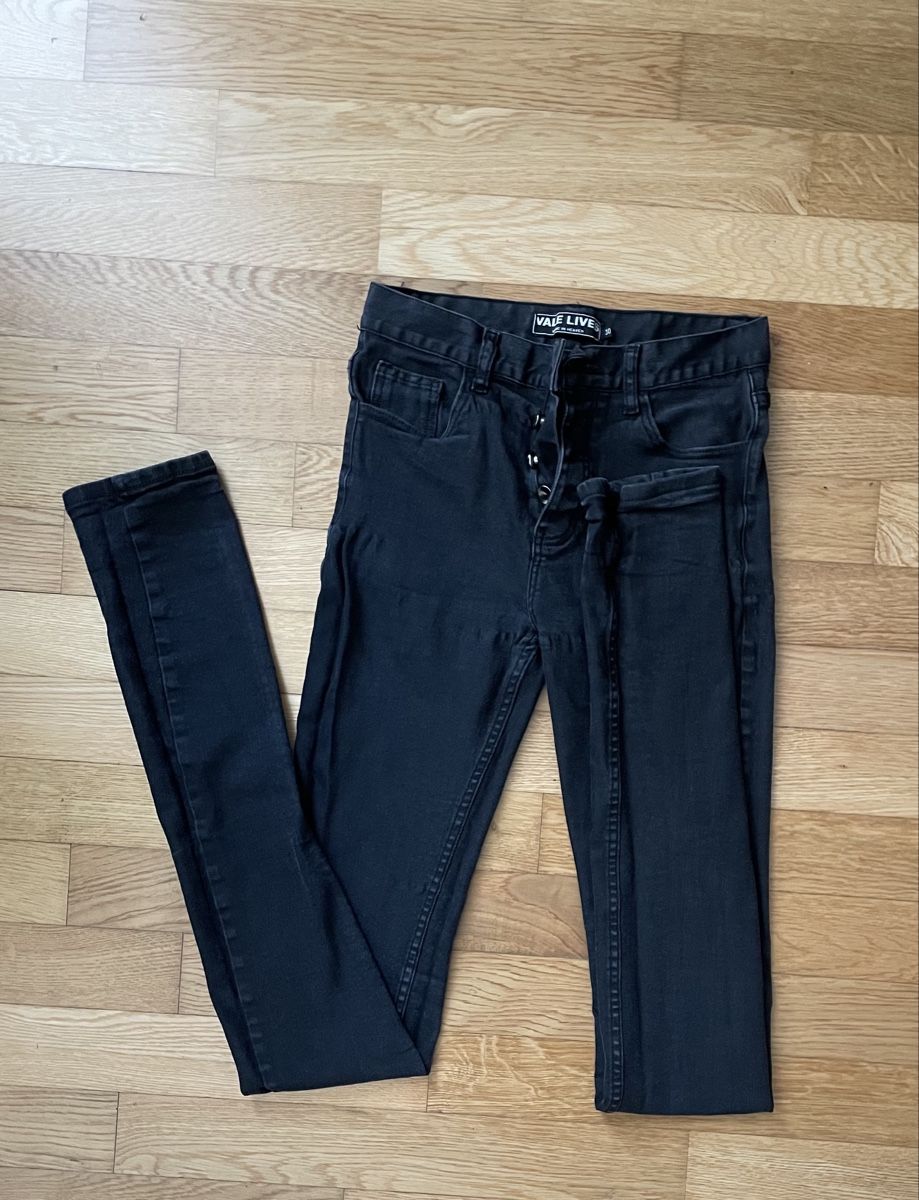 Jeans: Vale Live Jeans mit Knopfleiste, Grösse 30 – Usato da Zürich venduto da Sonnenschein_ 1