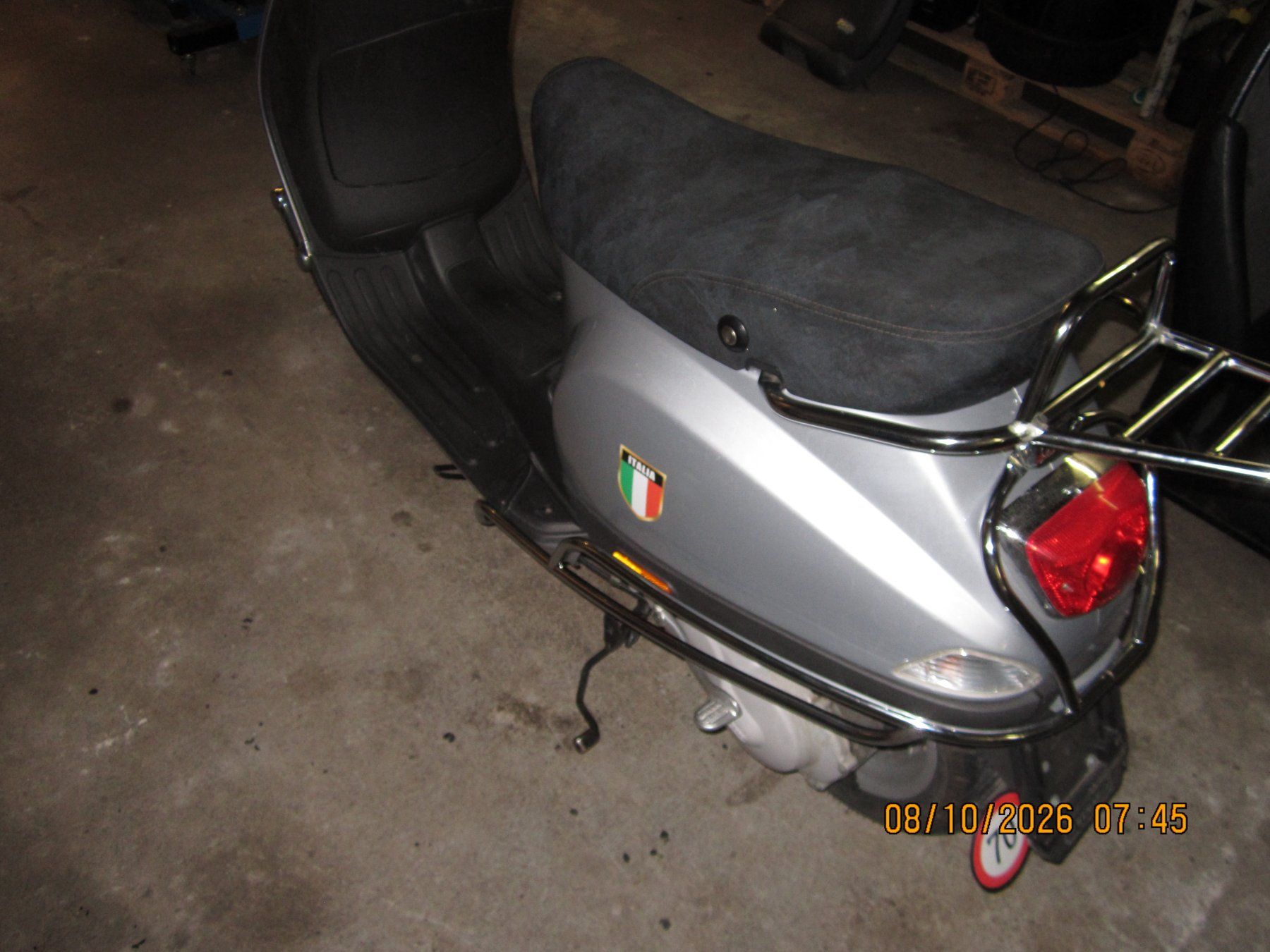 Vespa Scooters: Vespa LX 2  50 ccm – Gebraucht aus Unterterzen von isettababy 3