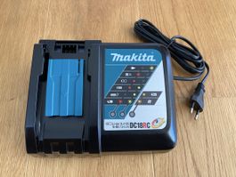 Makita Akku-Ladestation