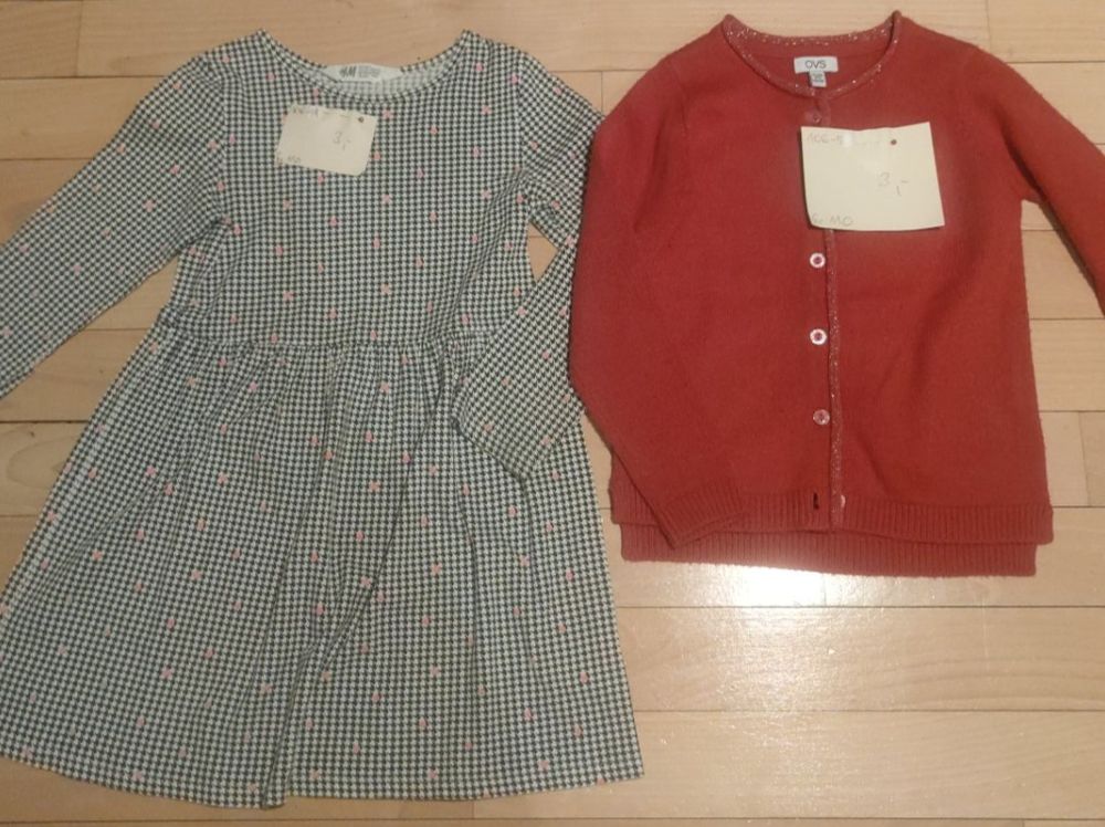 Ensembles coordonnés: Mädchen Kleiderpaket Gr 110-116 – D'occasion à Würenlos par munika