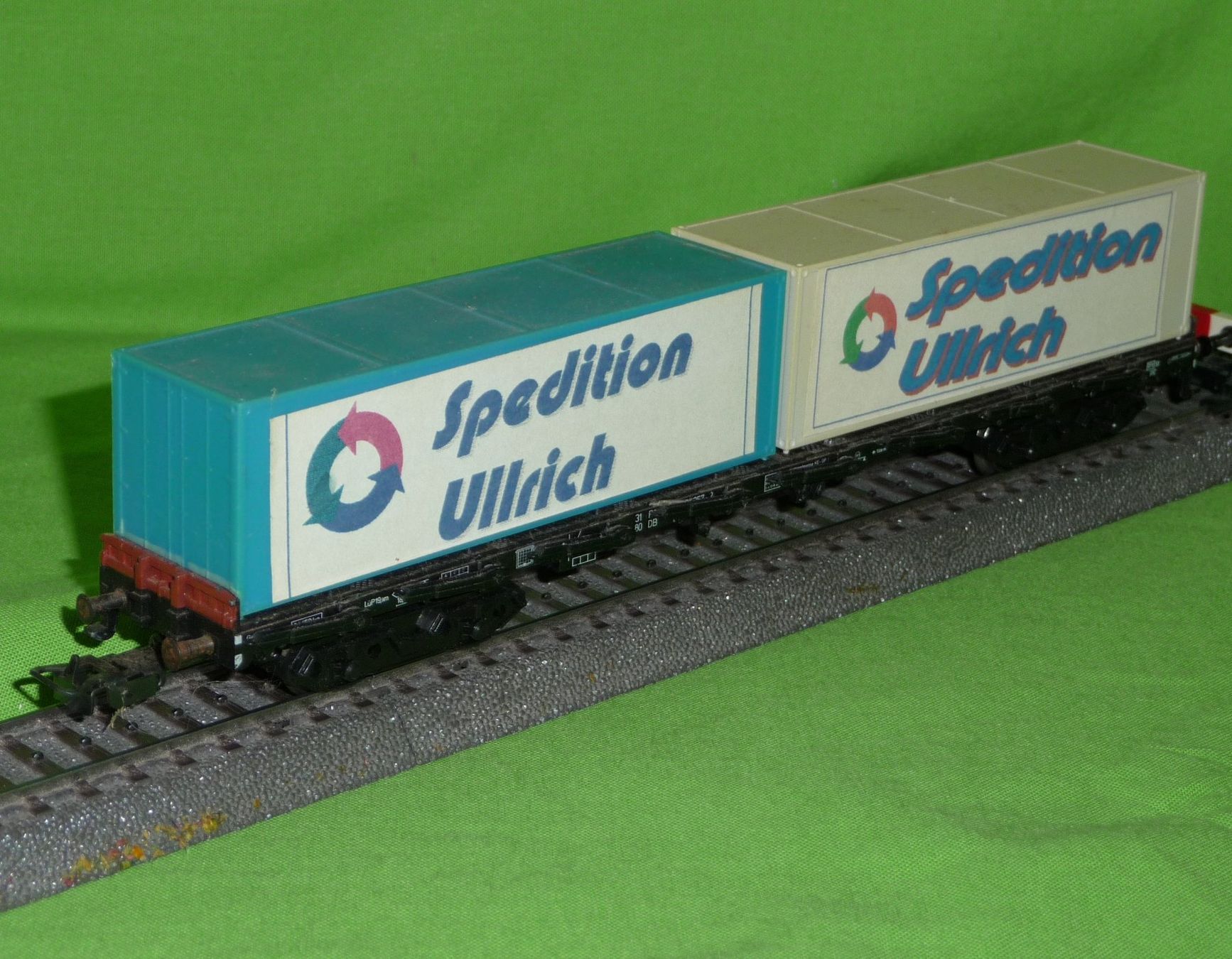 Märklin Modellini di ferrovie: DB Vierachs- Rungenwagen 4663 +2 Container Ullrich Spedition – Usato da Winterthur venduto da Ricardo211