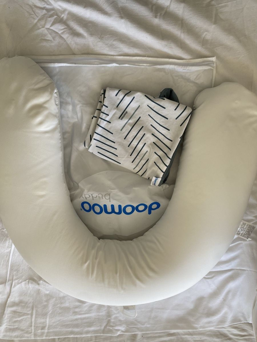 Doomoo Cuscini: Doomoo Stillkissen – Nuovo (secondo la descrizione) da Wädenswil venduto da Wecouldbeheroes8000 2