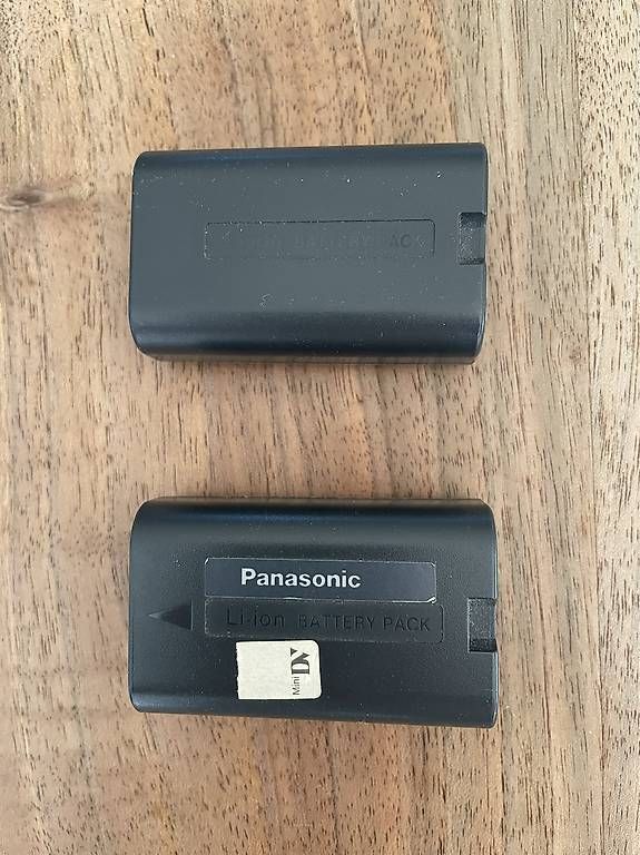 Videocamere: Digital Video Camera Panasonic – Usato da Zürich venduto da Razzo1 3