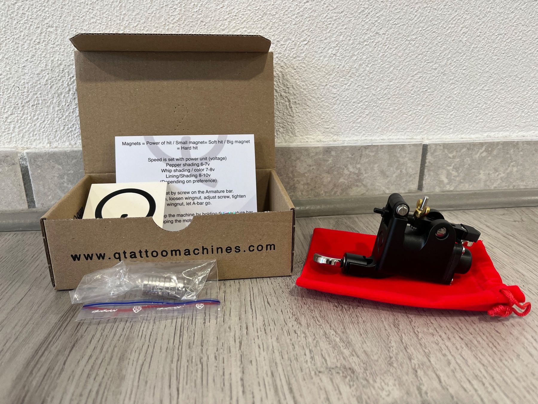 Tutte le macchine: Qluna Tattoo Machine – Nuovo (secondo la descrizione) da Landquart venduto da Restless88 1