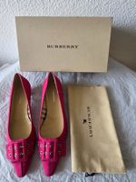 BURBERRY Pumps mit Schnalle Stoff pink Gr. 39